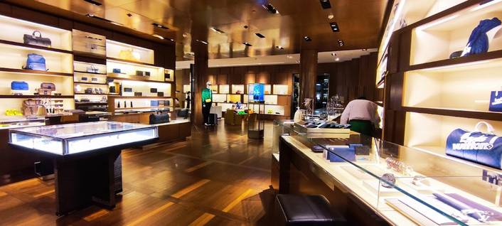 Louis Vuitton at Shoppes at Marina Bay Sands