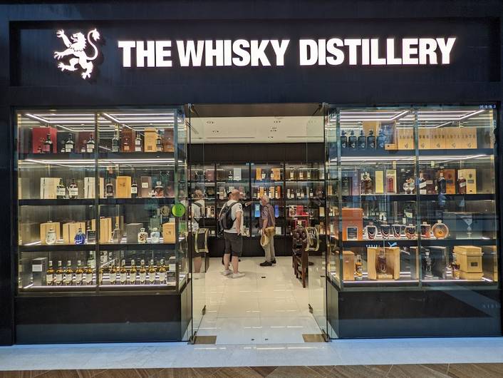 The Whisky Distillery at Shoppes at Marina Bay Sands