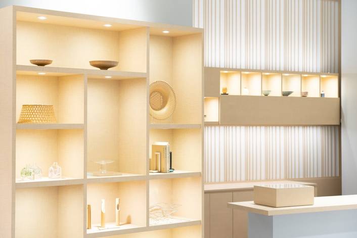 HULS GALLERY at Millenia Walk