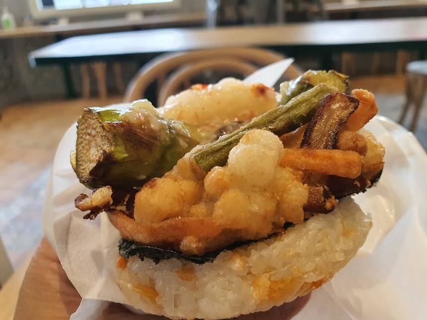 MOS Burger at Millenia Walk