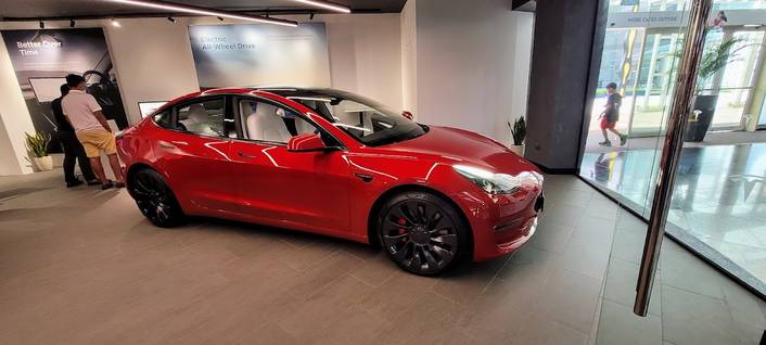 Tesla at Millenia Walk