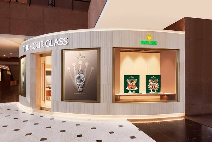 The Hour Glass at Millenia Walk