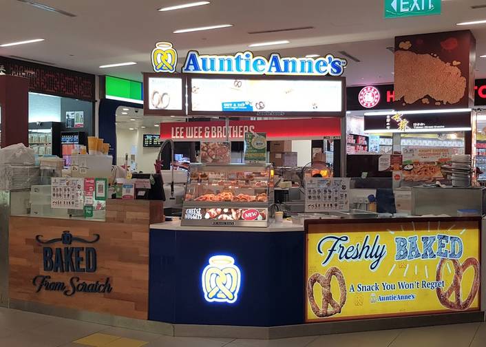 Auntie Anne's at NEX