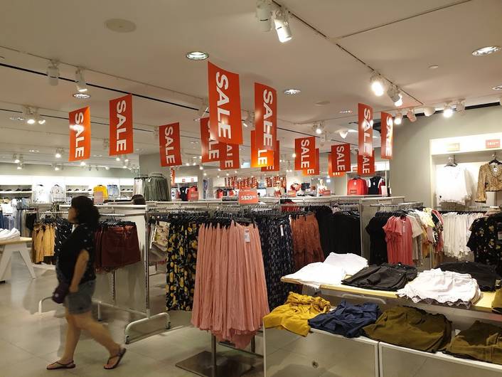 UNIQLO at NEX