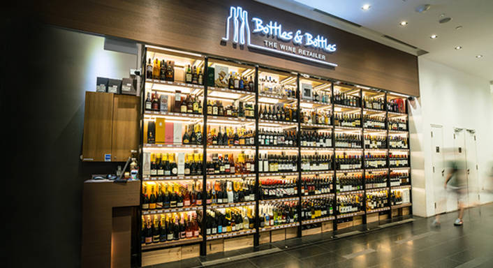 Bottles & Bottles at One Raffles Place