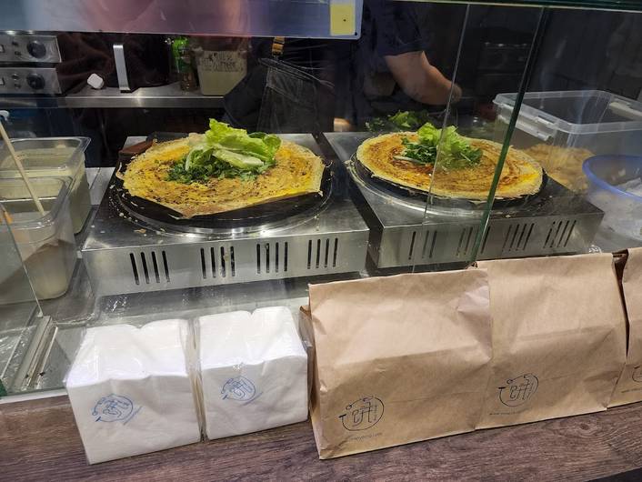 Crispy Bing at One Raffles Place