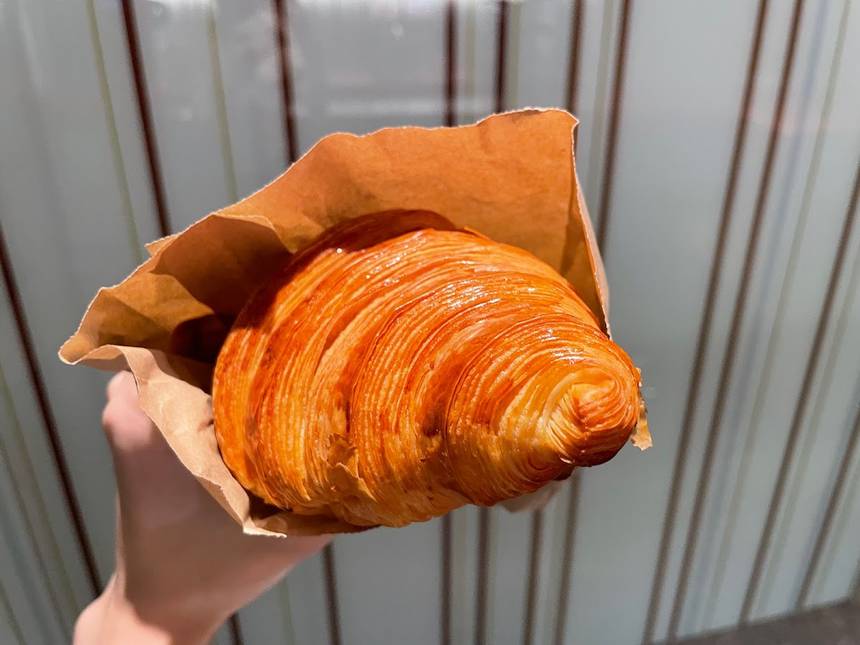 Drips Bakery Café at One Raffles Place