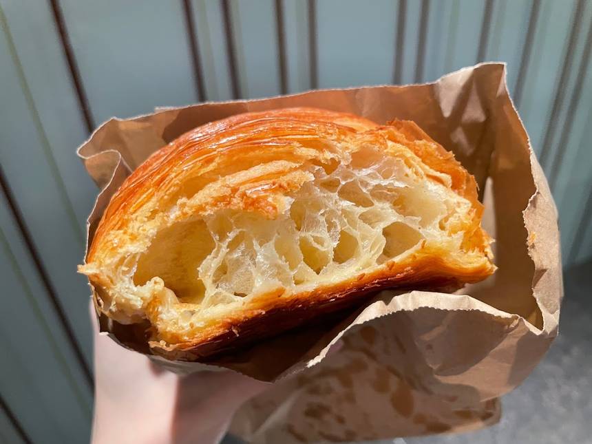 Drips Bakery Café at One Raffles Place