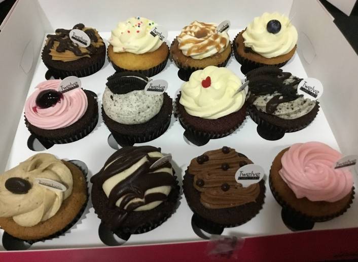 Twelve Cupcakes at One Raffles Place