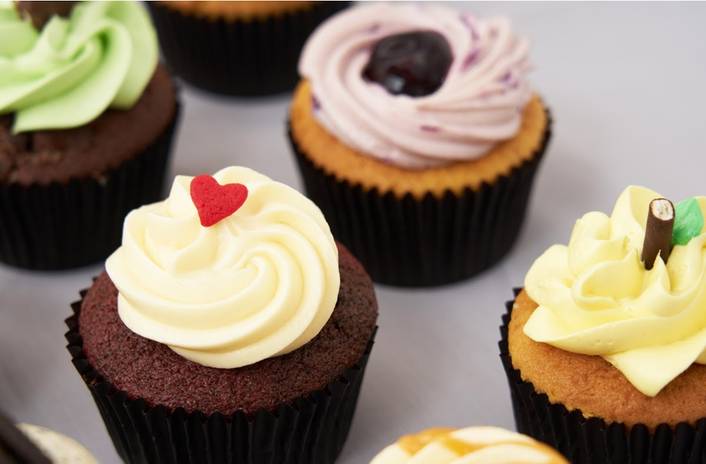 Twelve Cupcakes at One Raffles Place