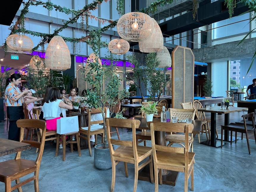 Kommune by 82Soho at Orchard Gateway