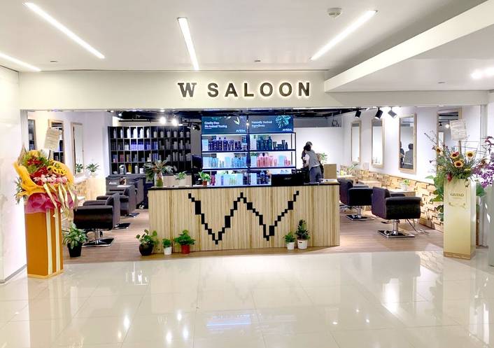 W Saloon at Orchard Gateway