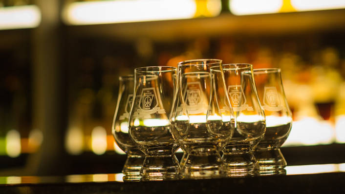 The Writing Club at Palais Renaissance