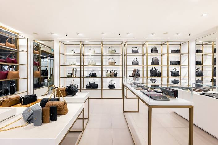 Aigner at Paragon