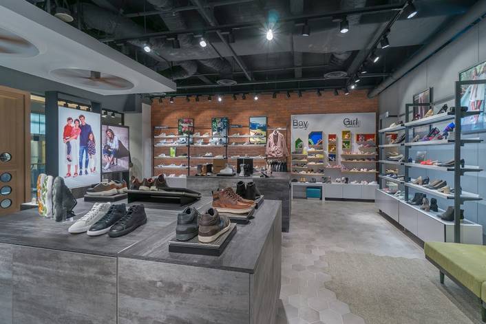 GEOX at Paragon