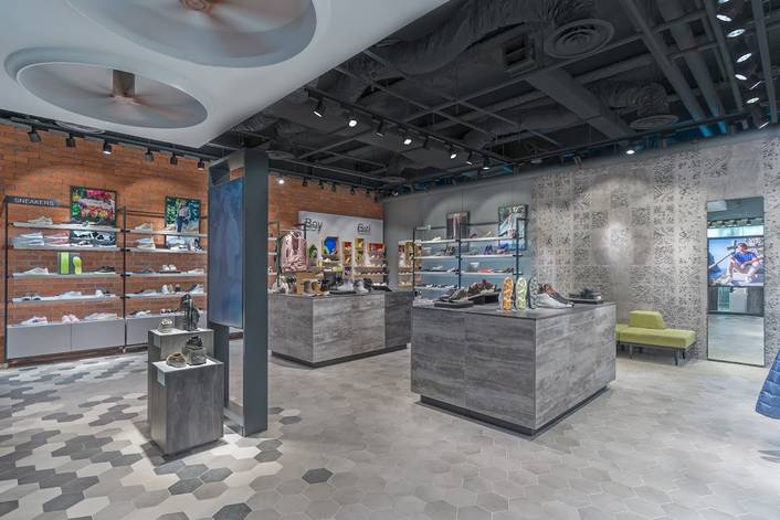 GEOX at Paragon