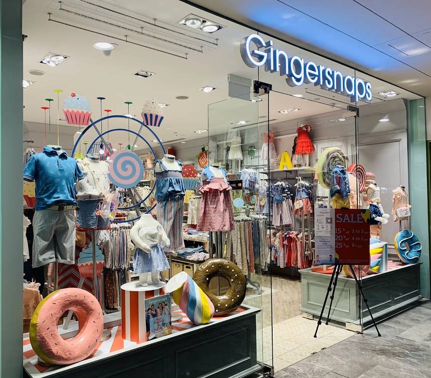 Gingersnaps at Paragon