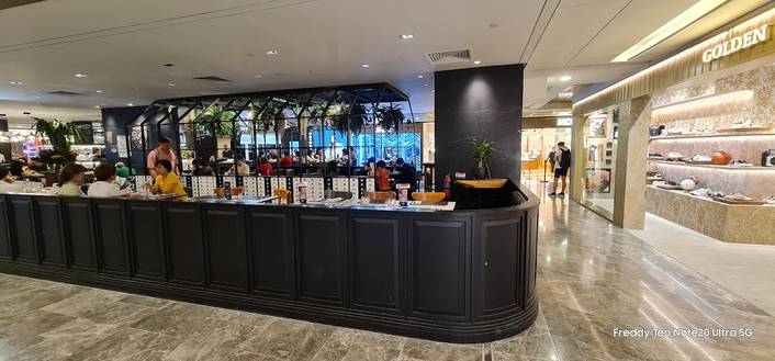 Greyhound Café at Paragon