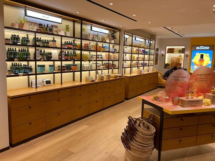 L'OCCITANE at Paragon