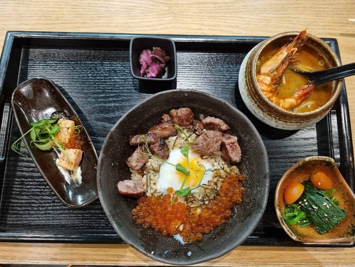 Matsukiya at Paragon