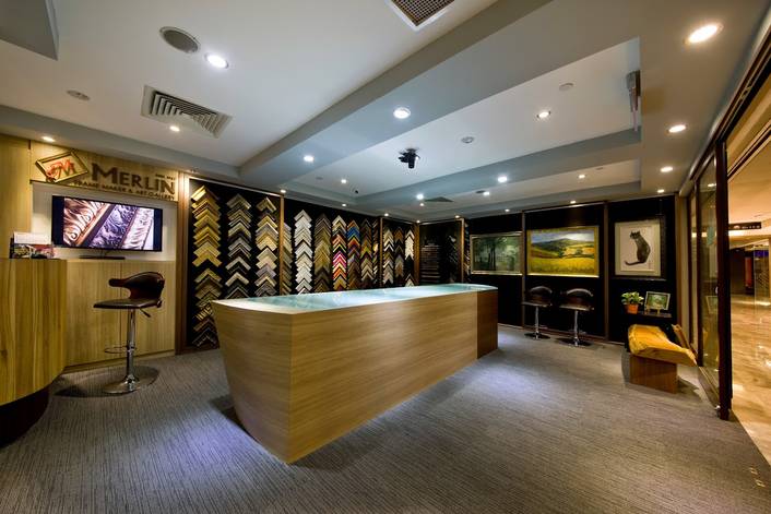Merlin Frame Maker & Art Gallery at Paragon