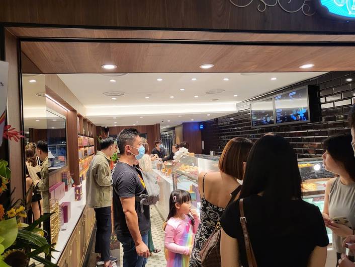 Old Seng Choong at Paragon