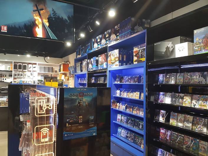 R.P.G – Right Place for Gadgets at Paya Lebar Square