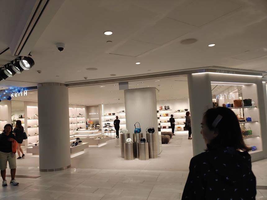 CHARLES & KEITH at Raffles City