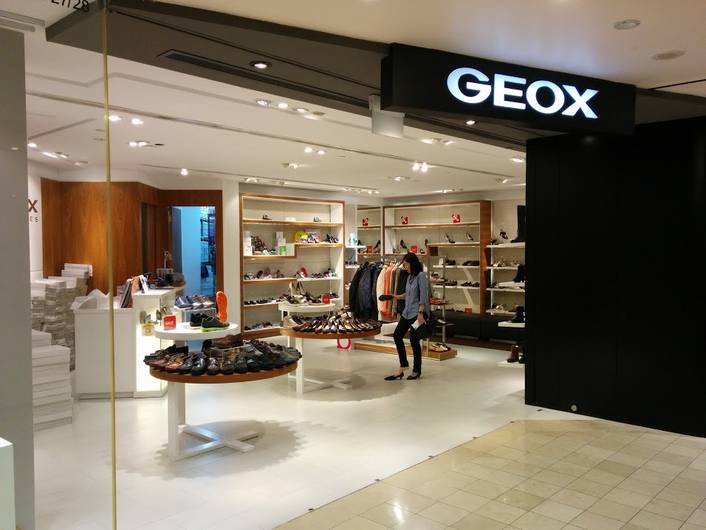 GEOX at Raffles City