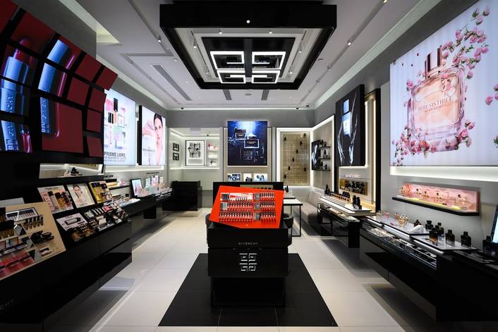 GIVENCHY at Raffles City
