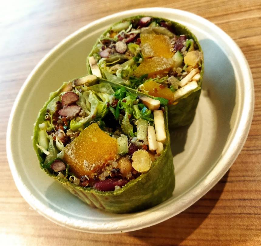 Simply Wrapps at Raffles City
