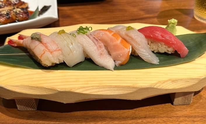 Sushi Raku 鮨樂 at Raffles City