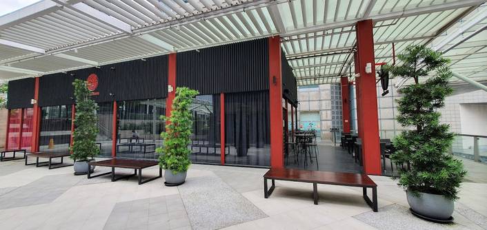 Red Dragon Bistro at Suntec City