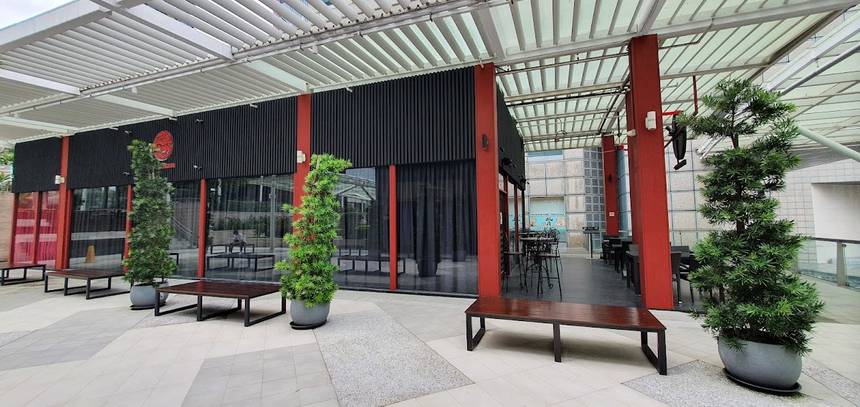 Red Dragon Bistro at Suntec City