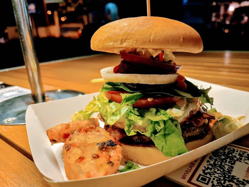 SIMPLEburger Inc at Suntec City