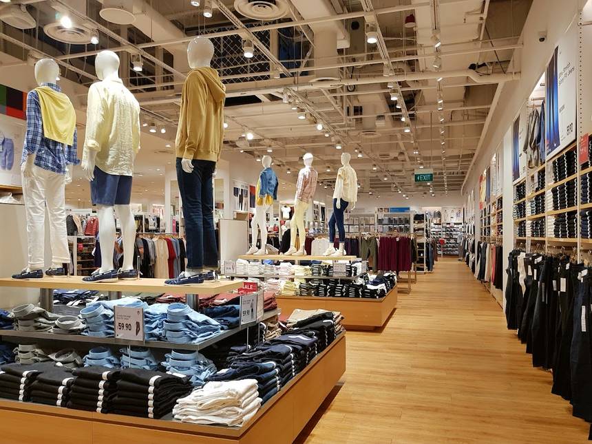 Uniqlo at Suntec City