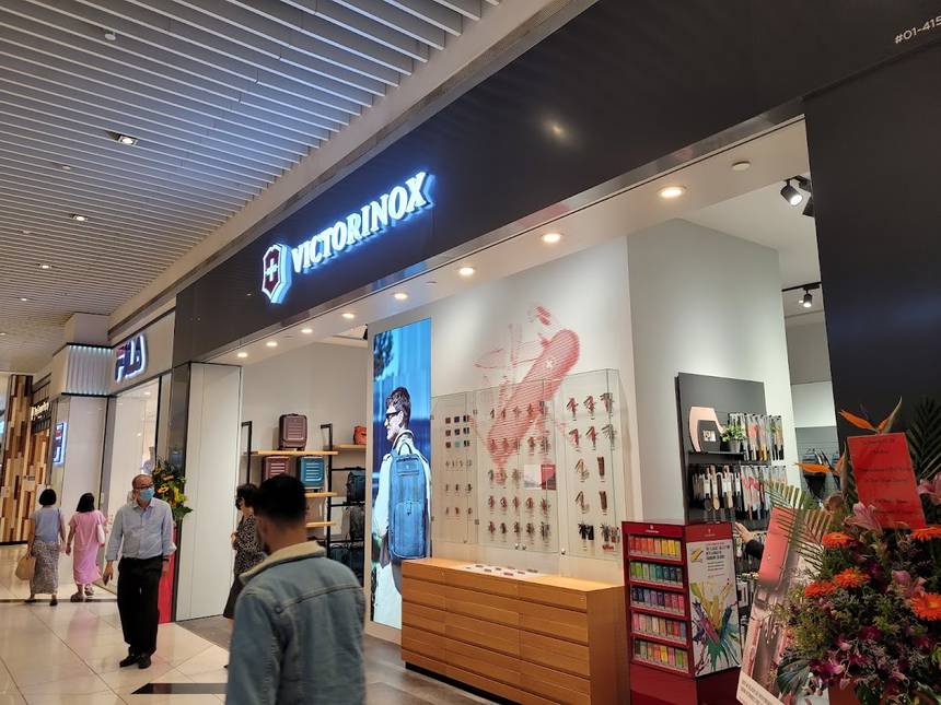Victorinox at Suntec City