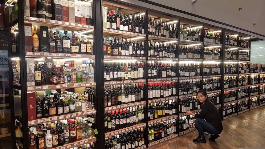 Bottles & Bottles at The Centrepoint