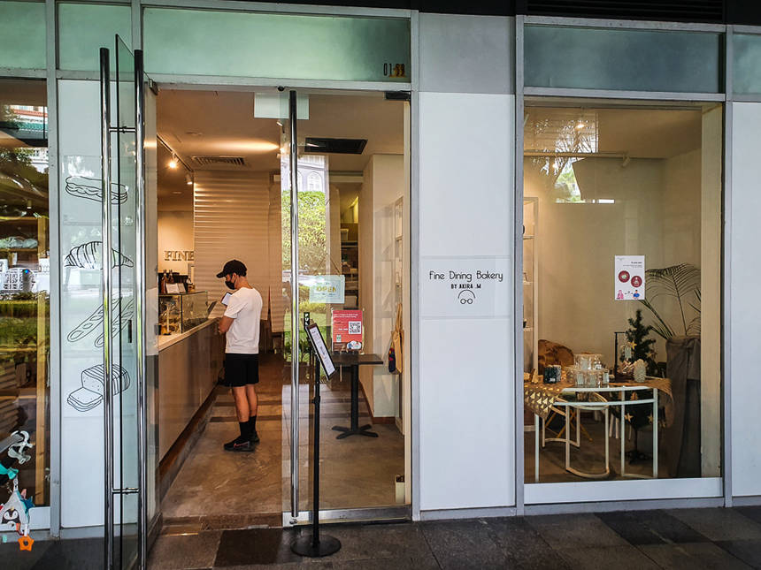 Fine Dining Bakery at UE Square