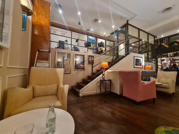 The Connoisseur Divan at UE Square