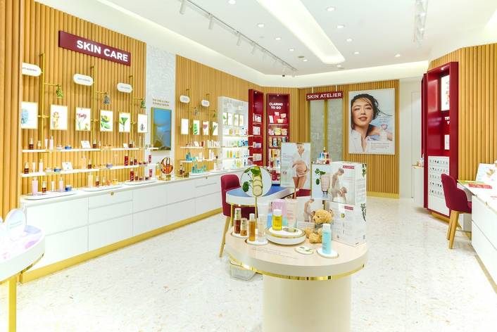 Clarins at Waterway Point
