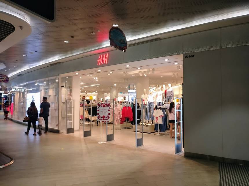 H&M at Waterway Point