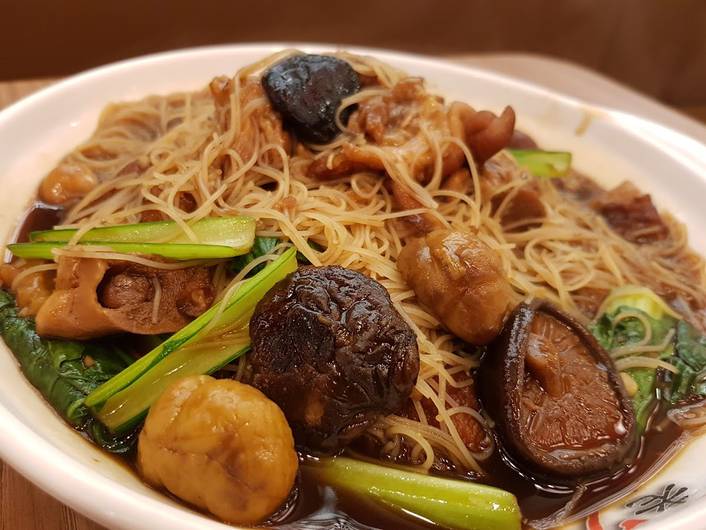 Lao Huo Tang at Waterway Point