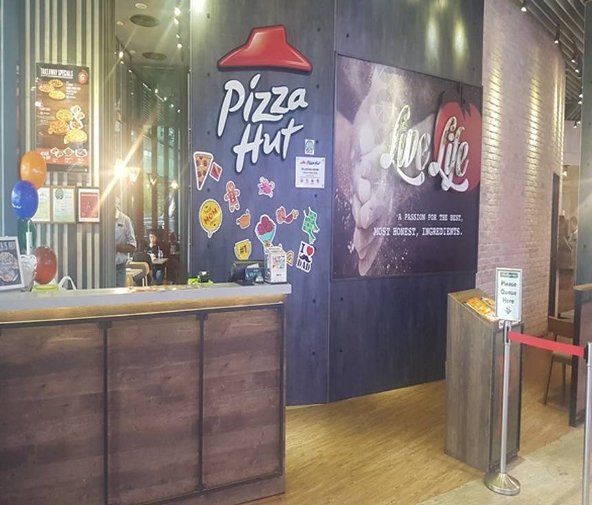 Pizza Hut at Waterway Point
