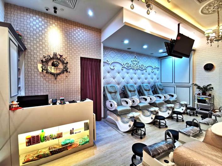 Shugar Spa at Waterway Point