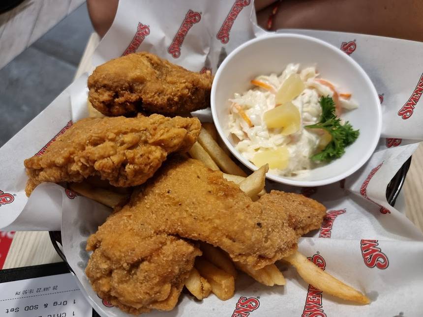 Swensen's at Waterway Point