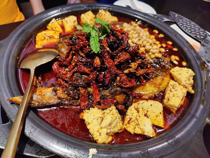 TAN YU 探鱼 at Waterway Point