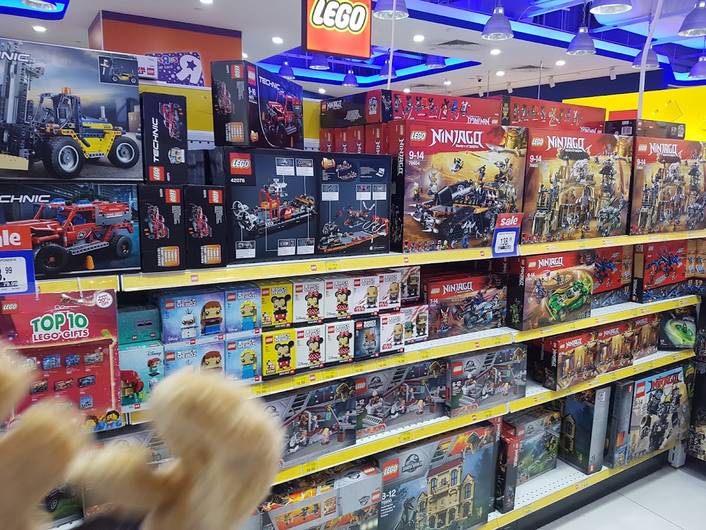Toys"R"Us at Waterway Point