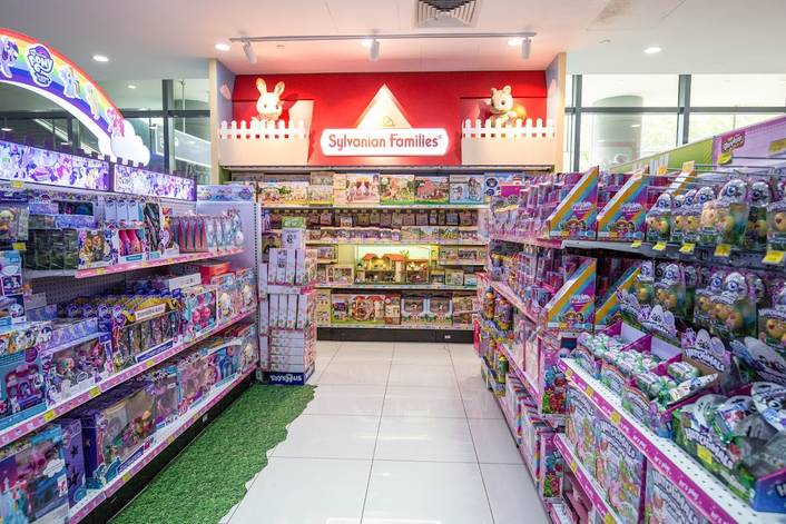 Toys"R"Us at Waterway Point
