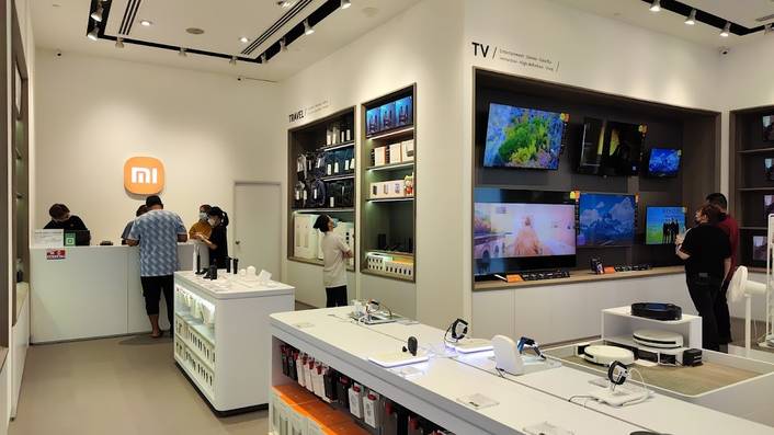 XiaoMi at Waterway Point